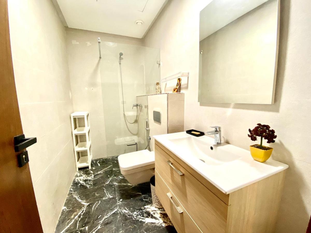 Lovely 1-Bedroom Rental Unit Near 2Mars/Habous Casablanca Eksteriør billede